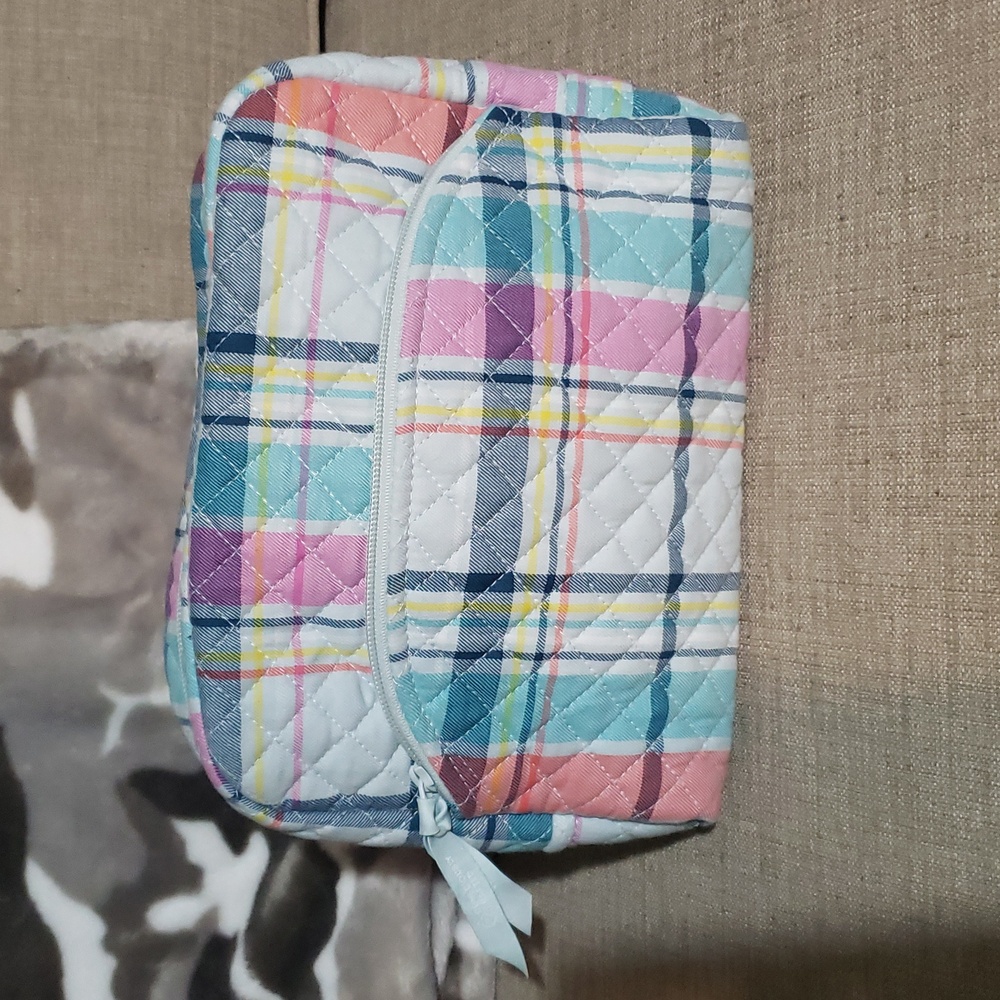 NWOT Vera Bradley Large Cosmetic in Pastel Plaid